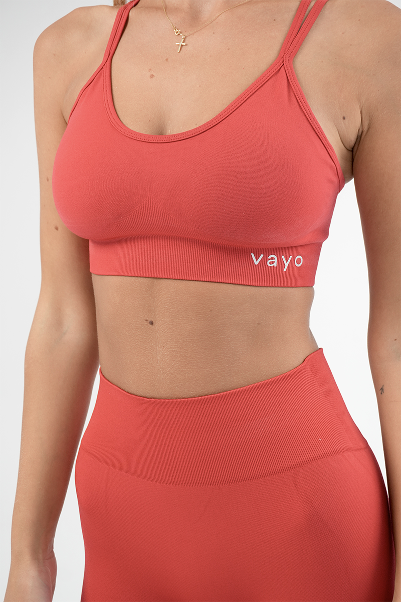 VAYO Crimson Pulse Top